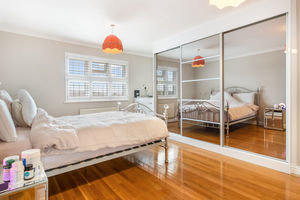 Photo 21- click for photo gallery